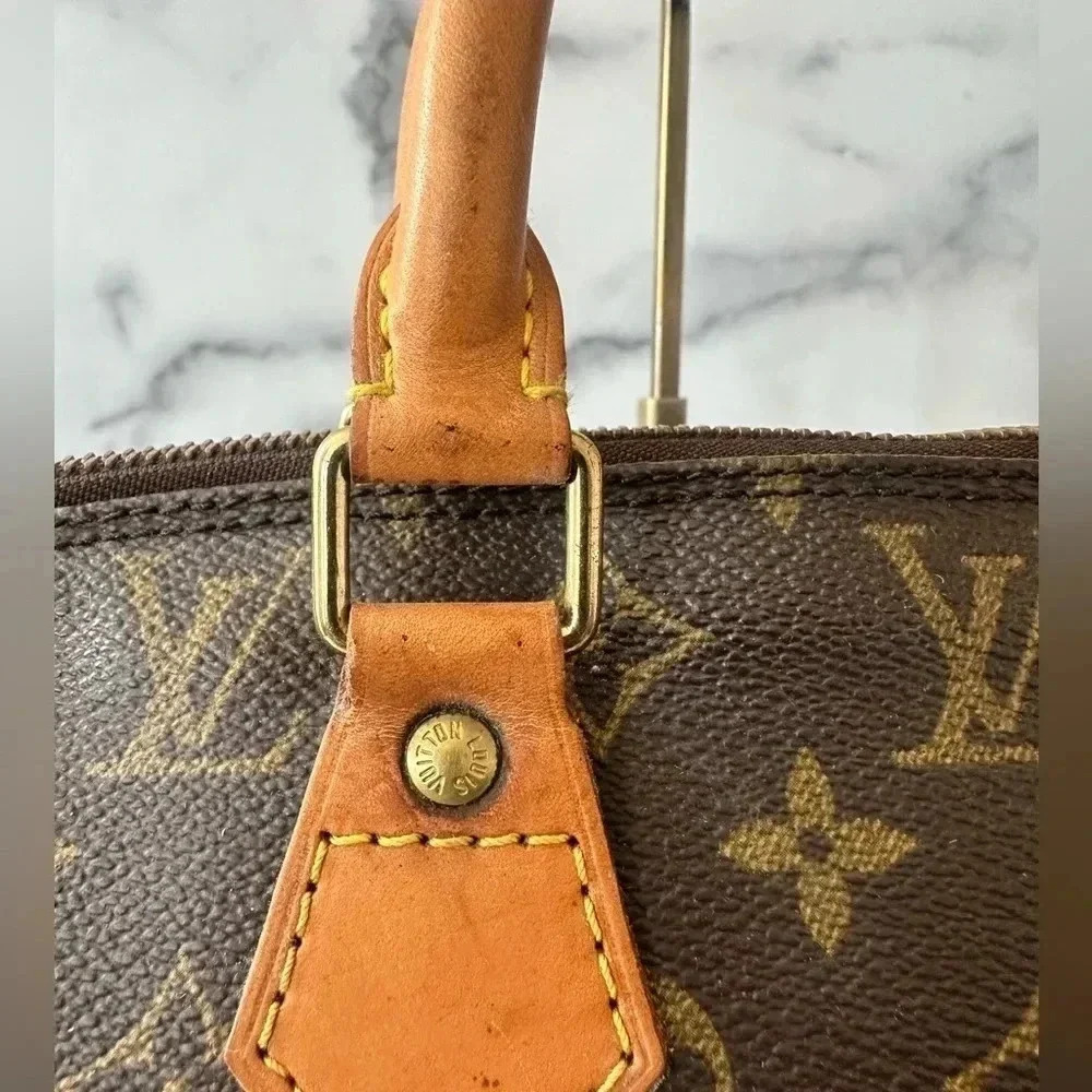 Pre-Loved Louis Vuitton Alma PM - Picture 5 of 11